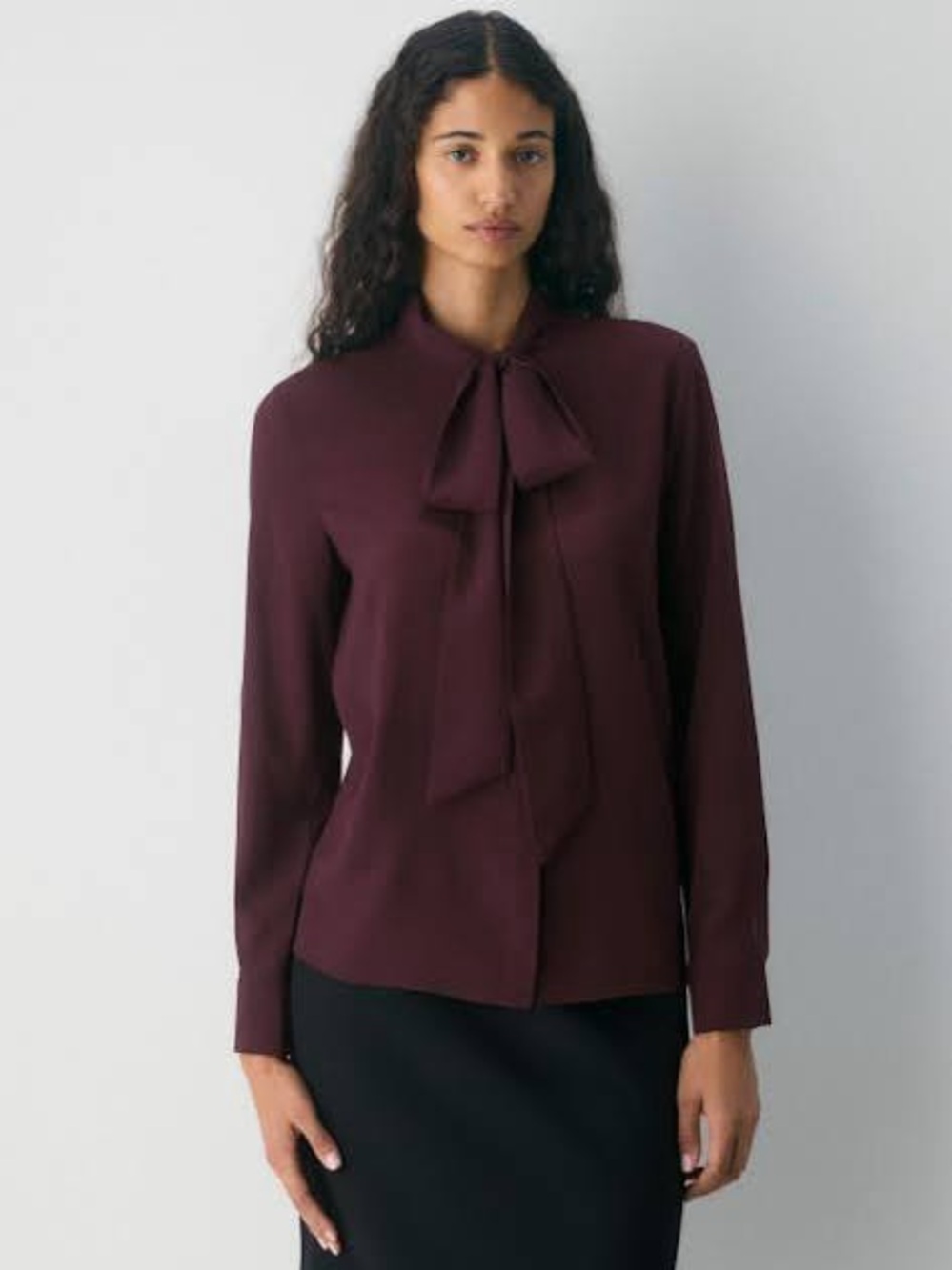 Babaton Aritzia Hestia Tie Neck Long Sleeve Georgette Blouse Sz XS